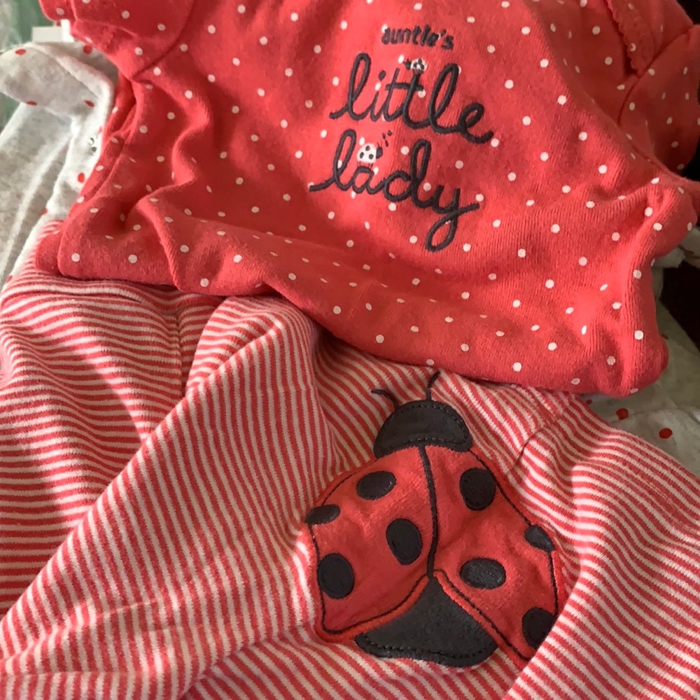 🐞Carter’s ladybug Sleeper Set